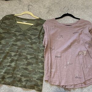 Lot of 2 - Amazon Essentials Green Camo and old navy light purple Graphic Tees